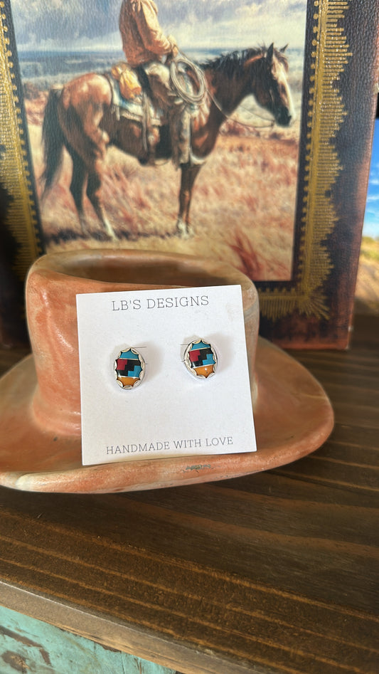 Scalloped Inlay Studs